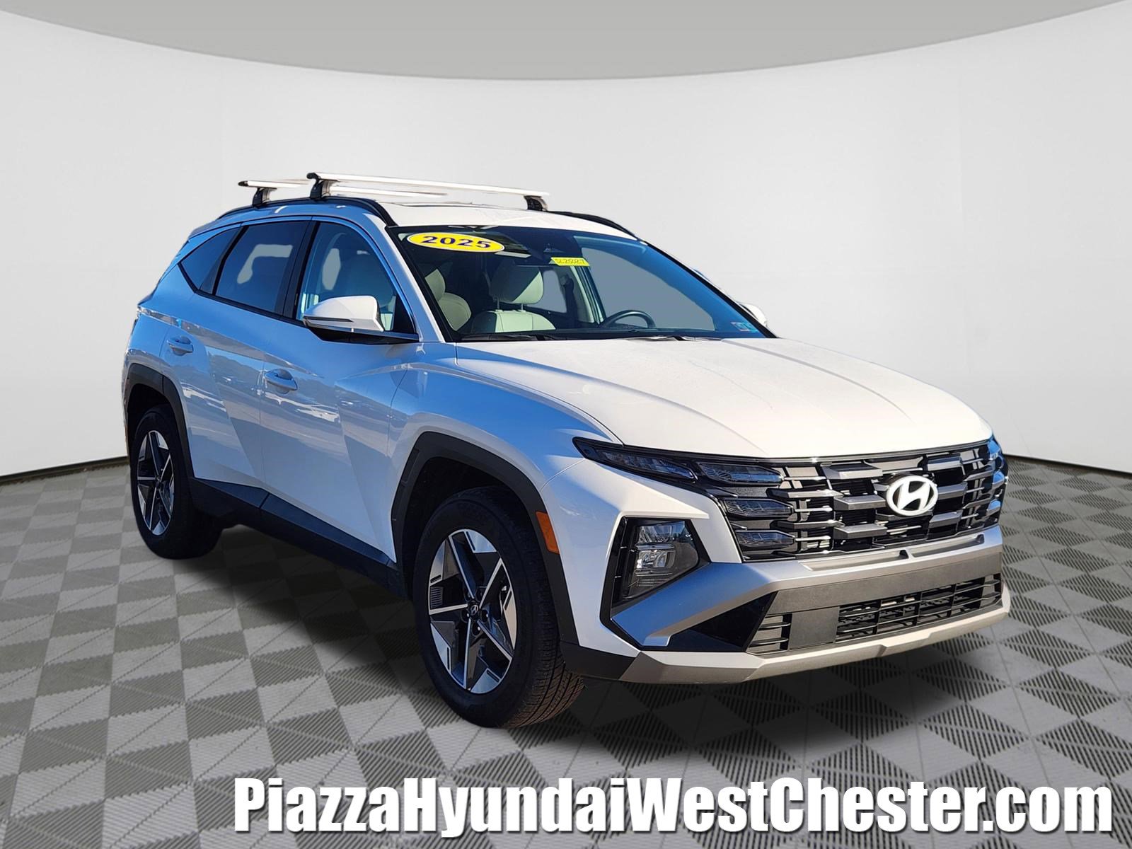 Certified 2025 Hyundai Tucson SEL image 1