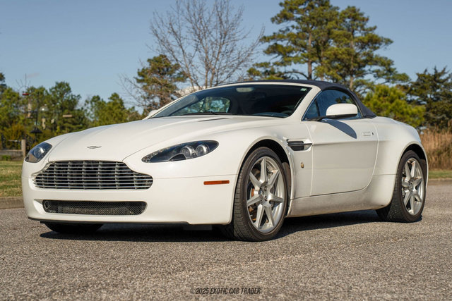 Used 2008 Aston Martin V8 Vantage Roadster 6-Speed image 16