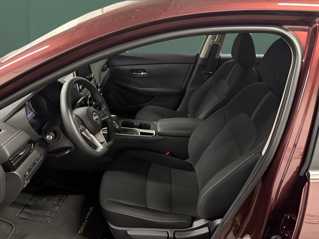 Used 2025 Nissan Sentra SV FWD image 11