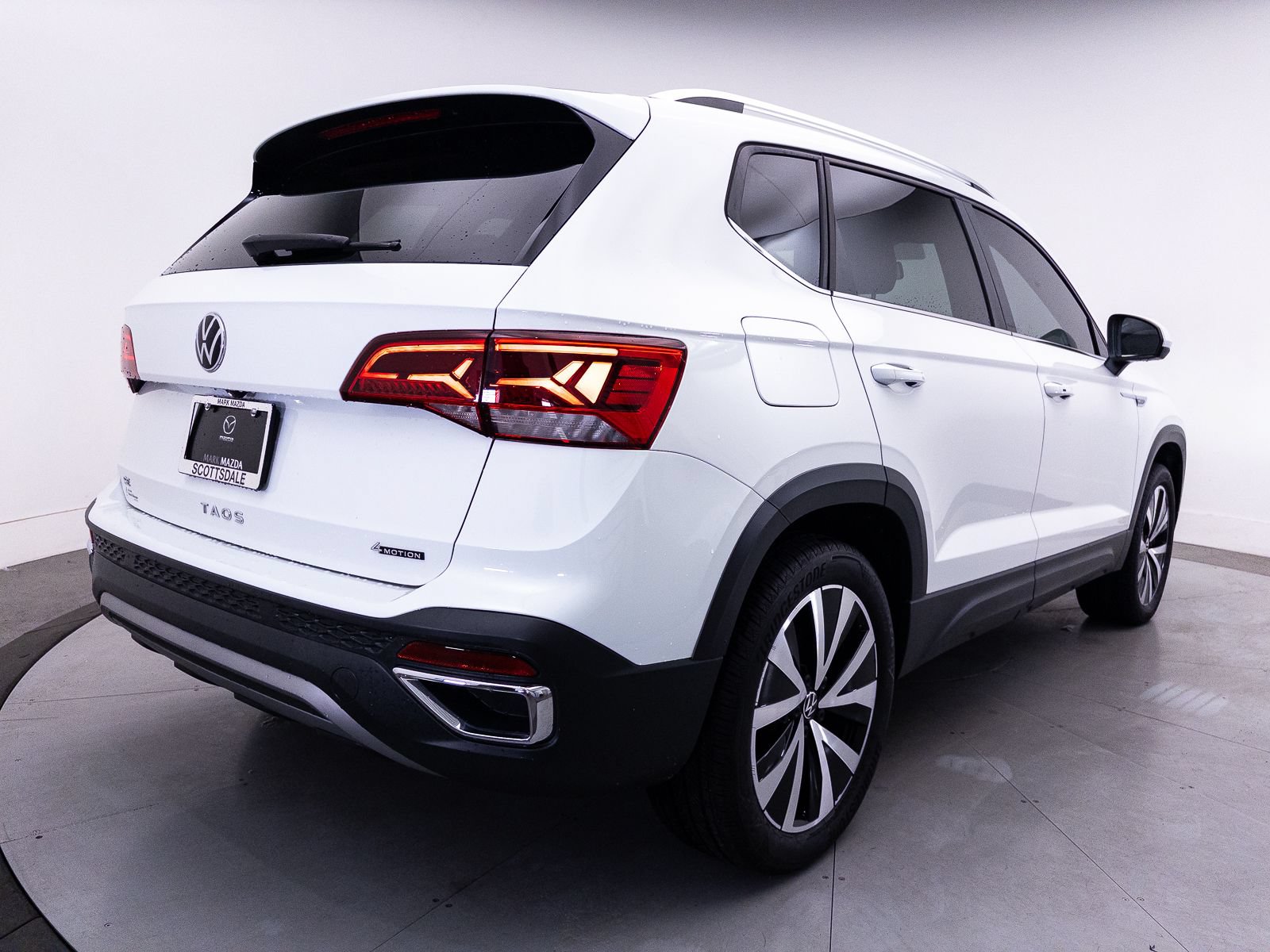 Used 2022 Volkswagen Taos SE FWD image 15