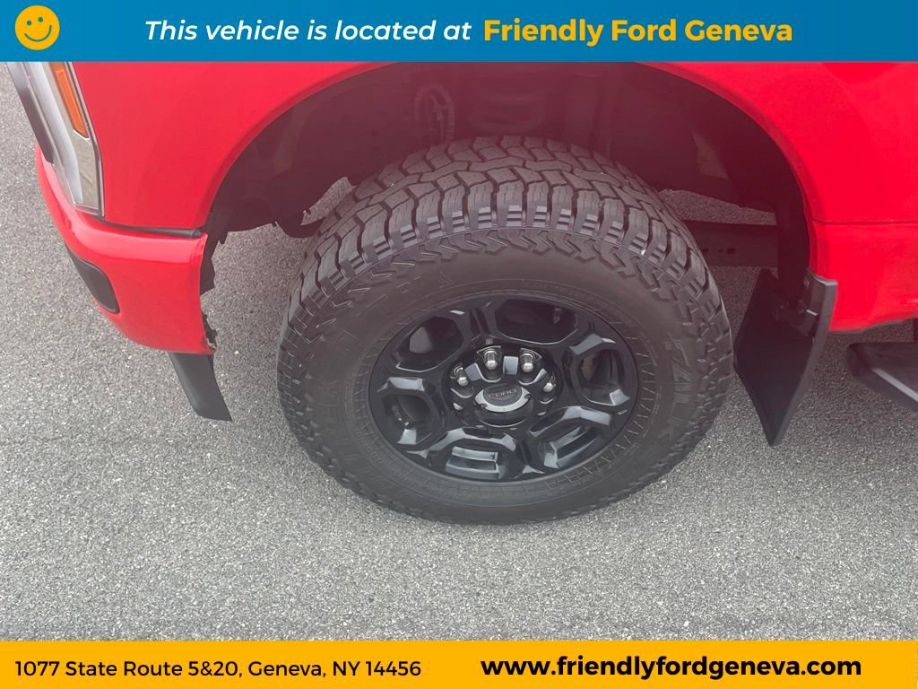 Used 2023 Ford F350 XLT w/ XLT Premium Package AWD/4WD image 9