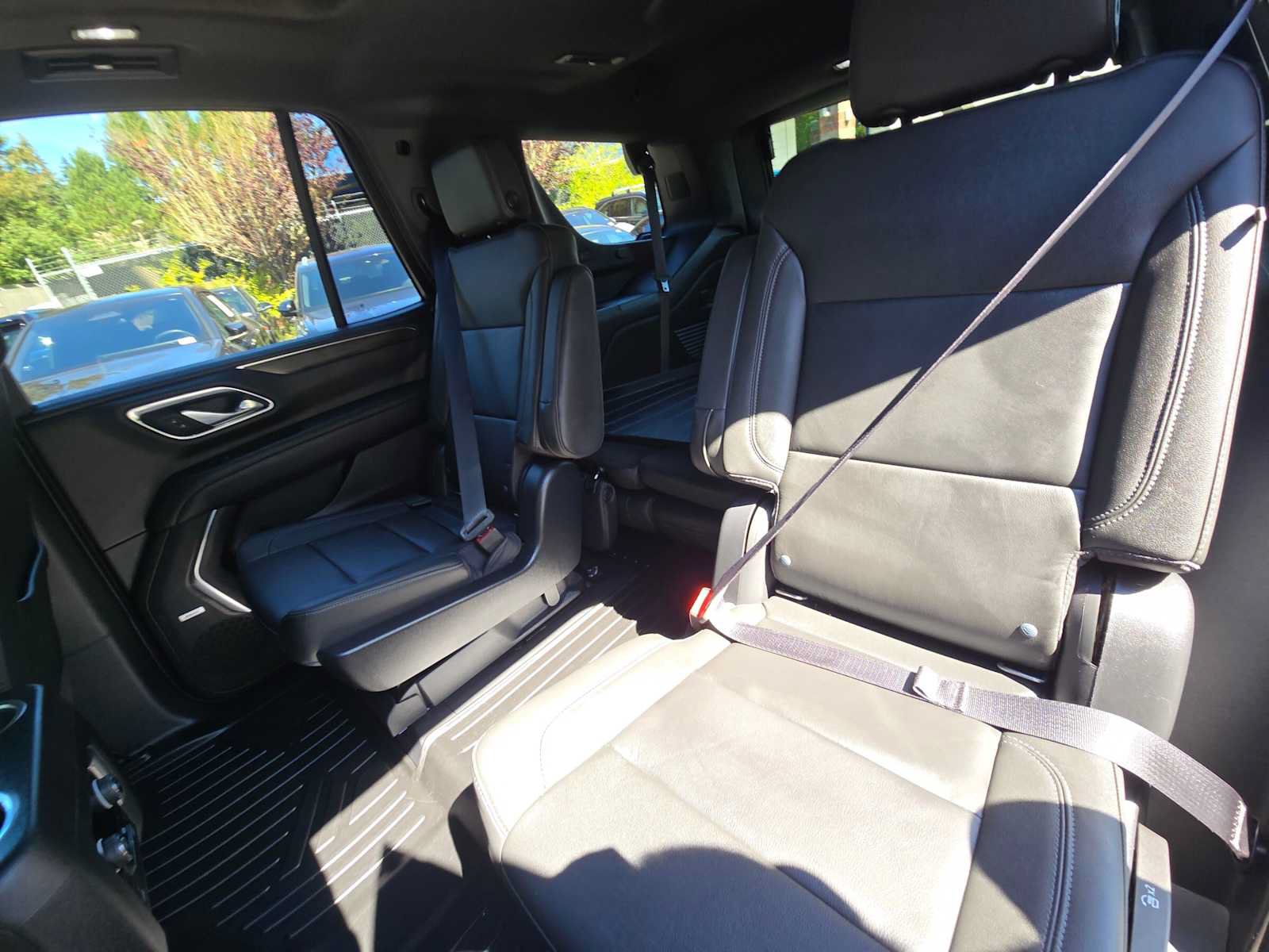 Used 2021 Chevrolet Tahoe LT AWD/4WD image 17