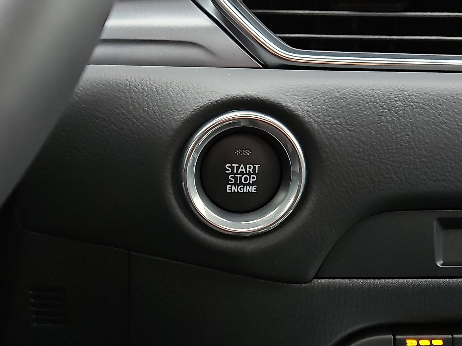 New 2025 MAZDA CX-5 AWD 2.5 S w/ Preferred Package image 18