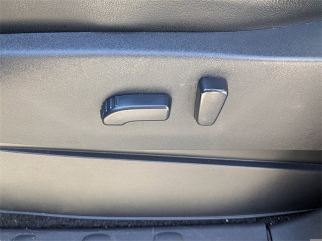 Used 2022 Nissan Frontier SV w/ SV Premium Package image 20