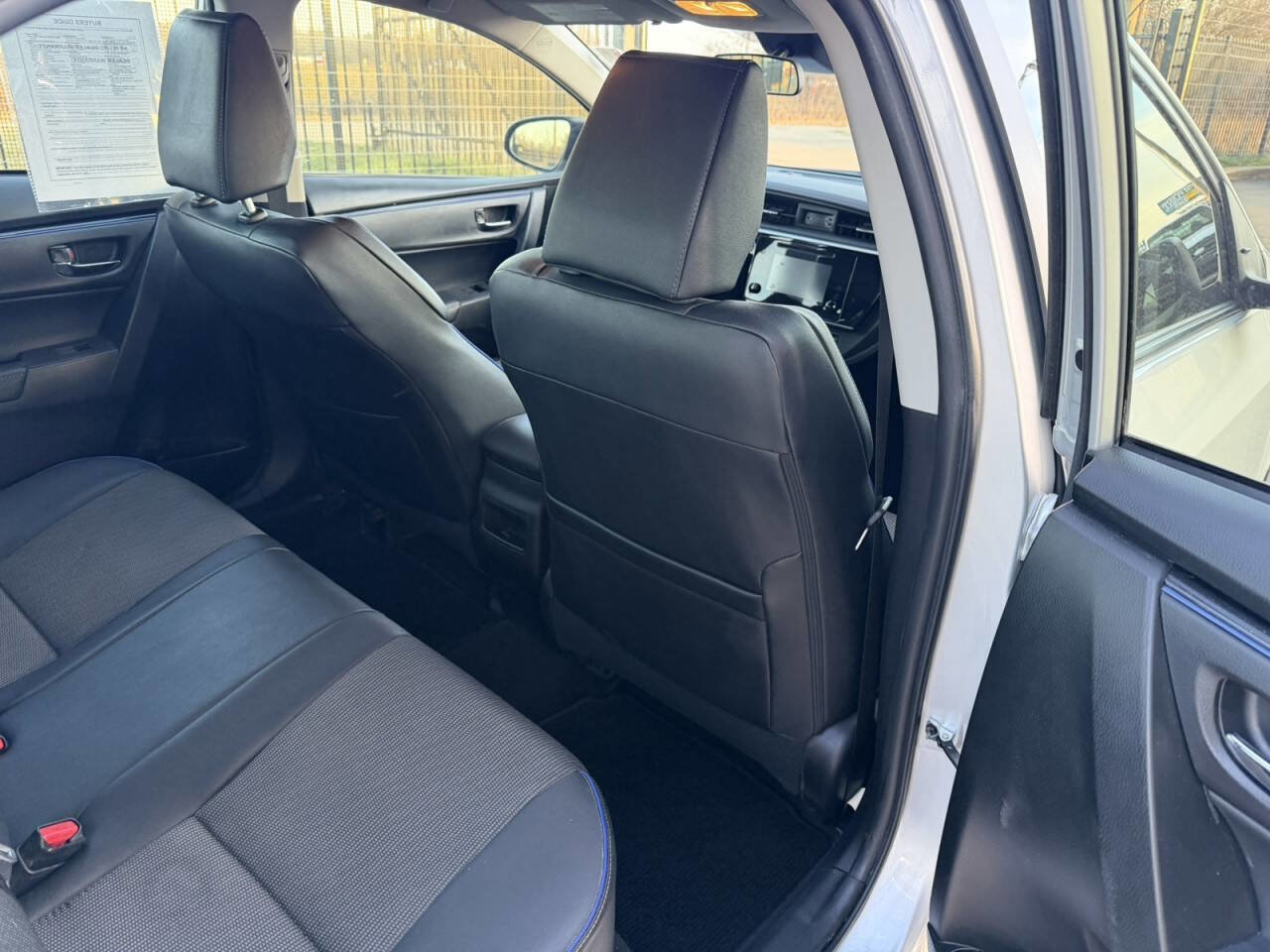 Used 2018 Toyota Corolla SE FWD image 13