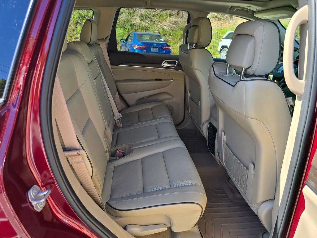 Used 2018 Jeep Grand Cherokee Overland image 27