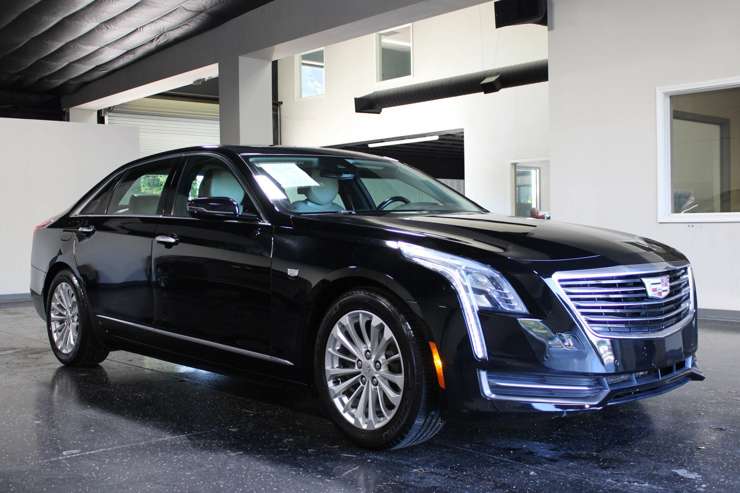 Used 2016 Cadillac CT6 RWD image 2
