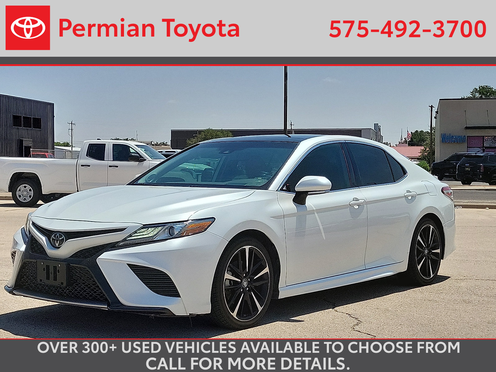 Used 2019 Toyota Camry XSE FWD image 1