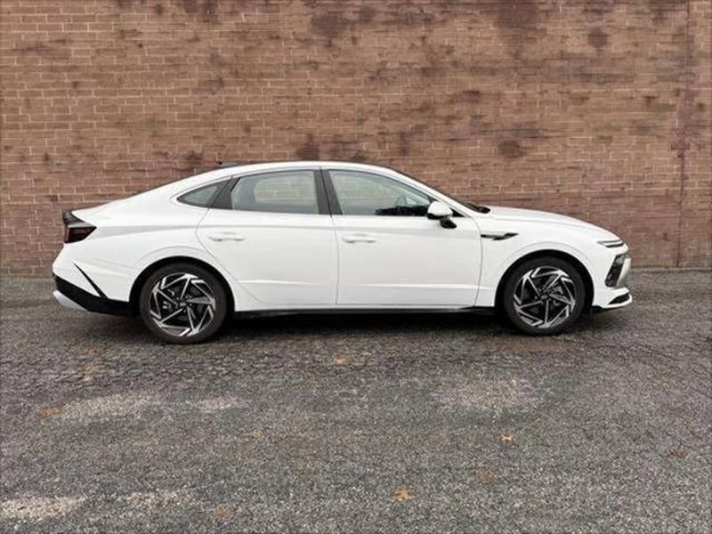 Used 2025 Hyundai Sonata SEL image 5