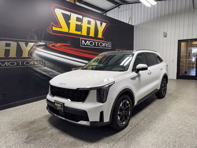 Used 2025 Kia Sorento S w/ Panoramic Sunroof Package