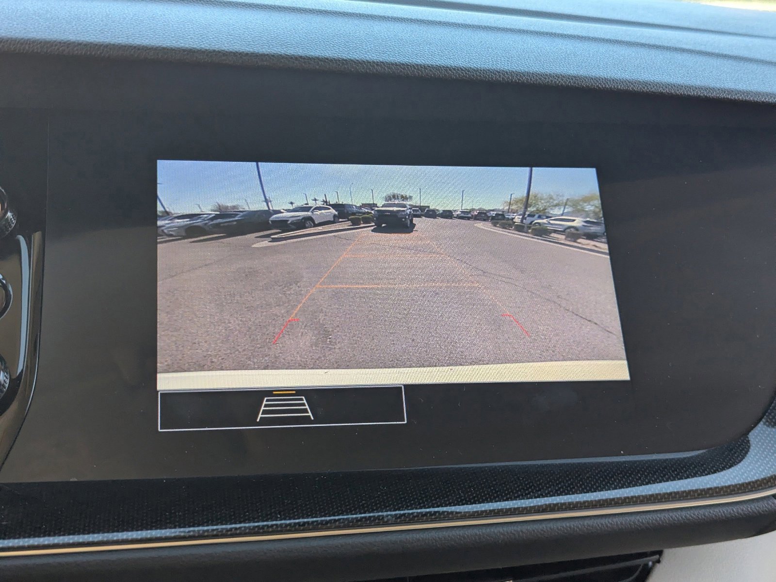 Used 2023 Buick Envision Preferred image 28