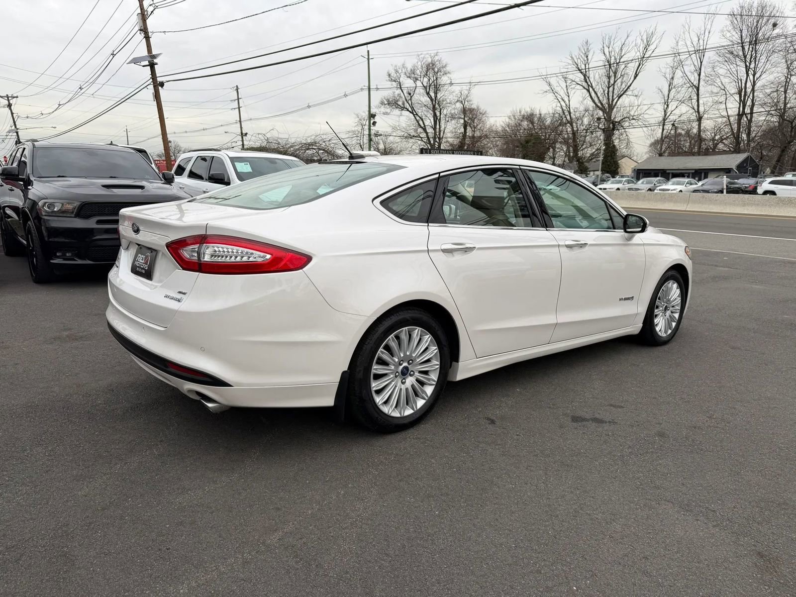 Used 2016 Ford Fusion SE w/ Equipment Group 502A image 8