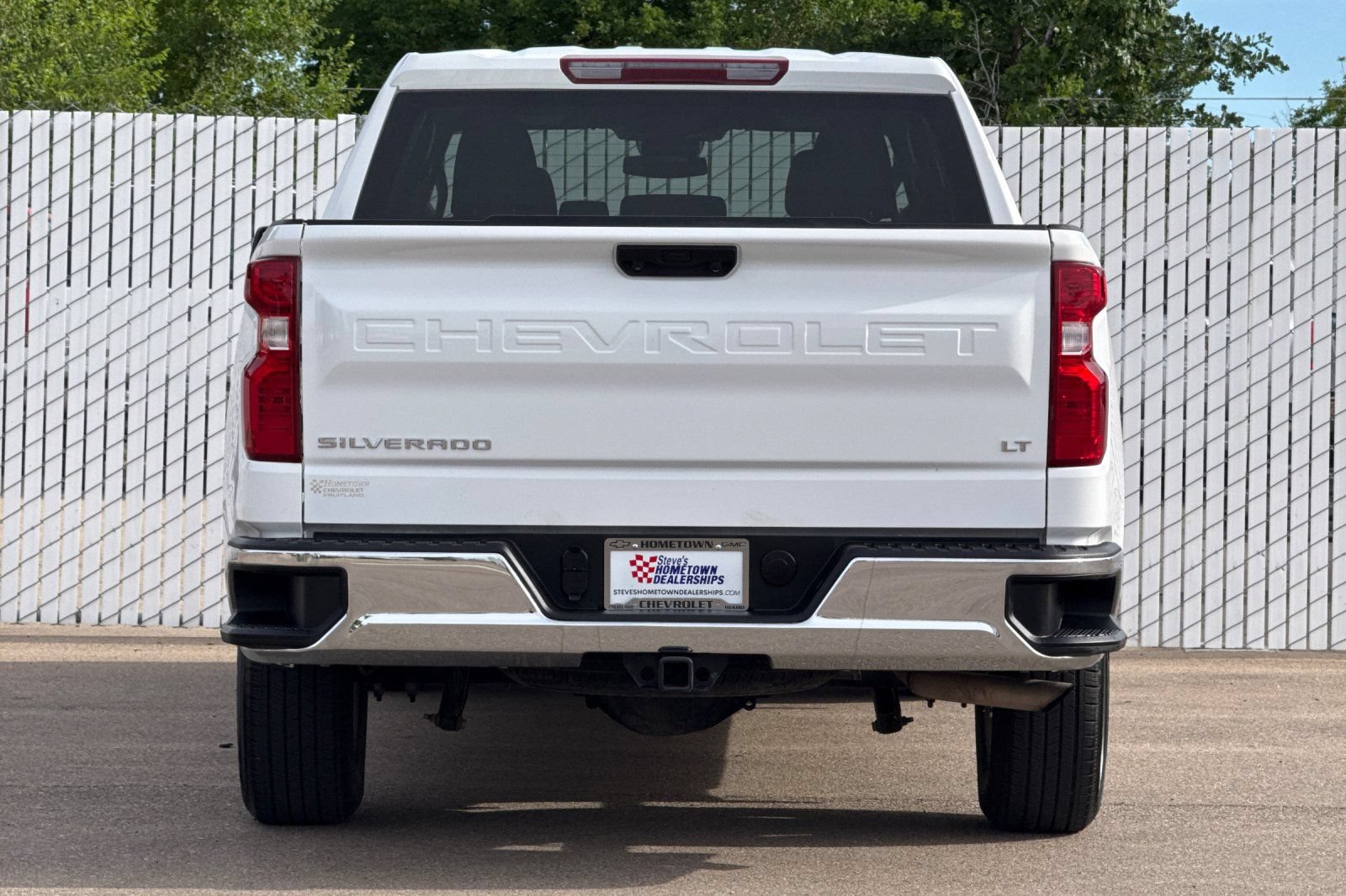Used 2025 Chevrolet Silverado 1500 LT AWD/4WD image 5