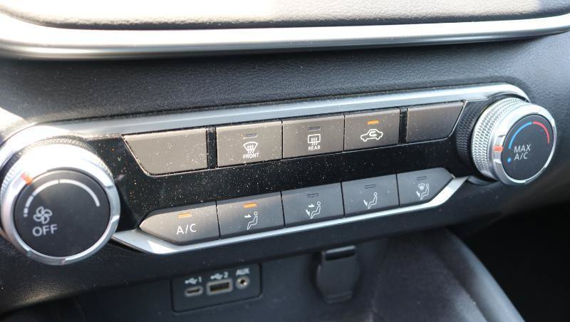 Used 2020 Nissan Altima 2.5 SR FWD image 13