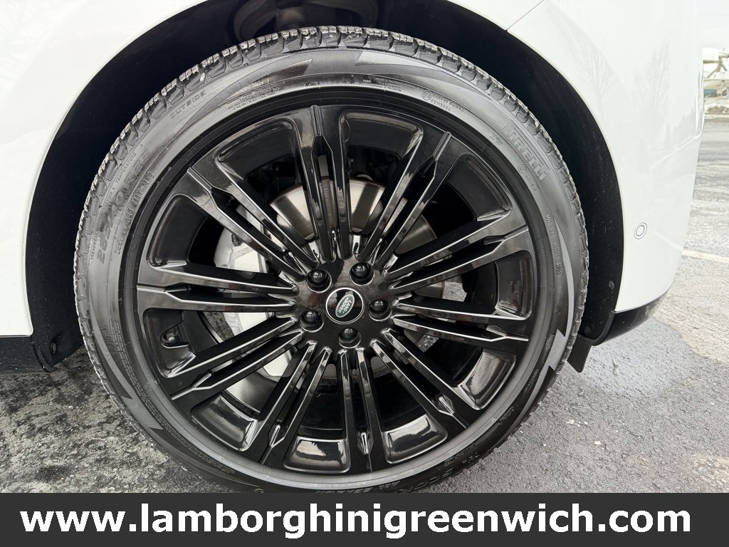 Used 2022 Land Rover Range Rover SE image 18