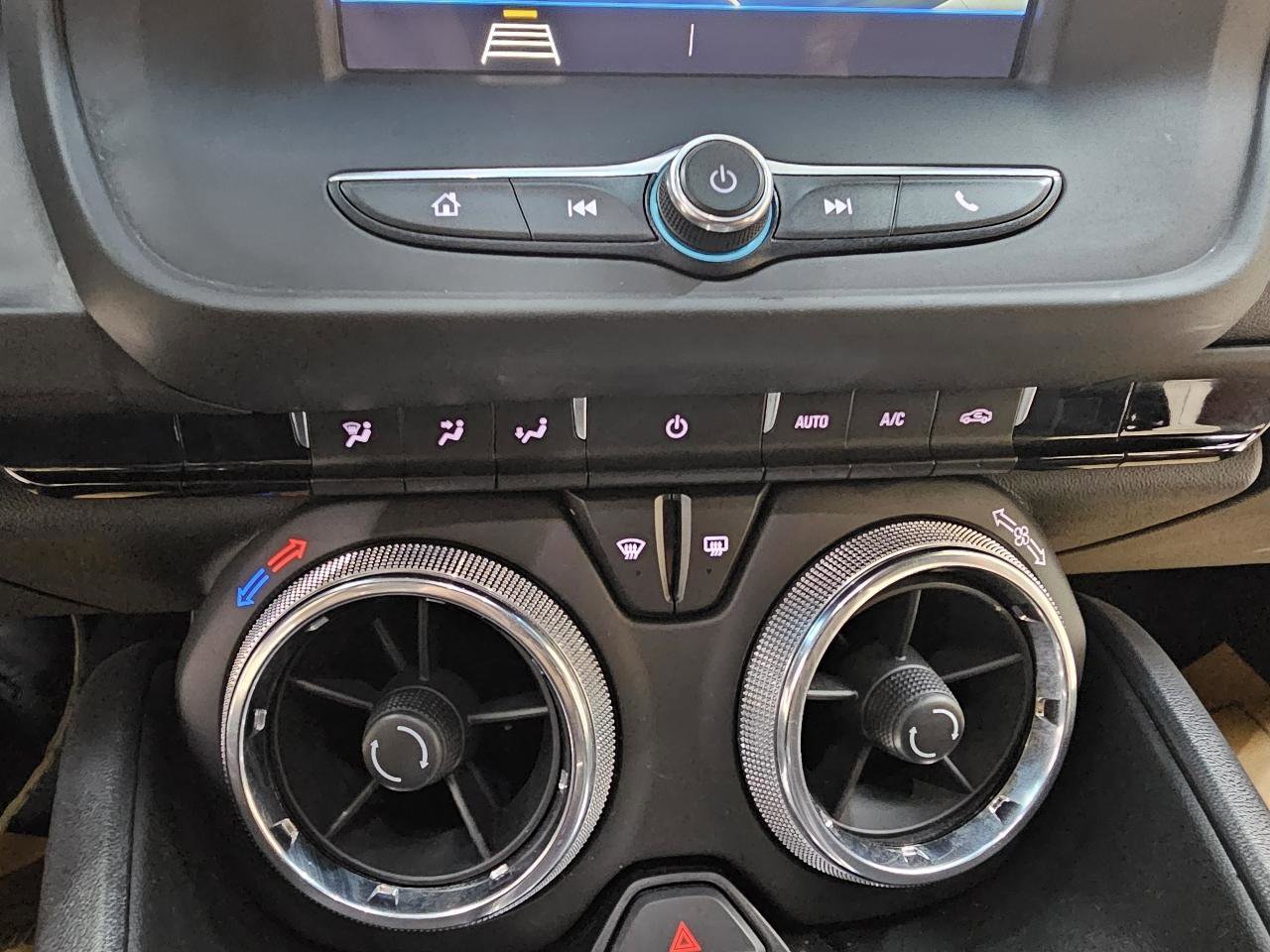 Used 2019 Chevrolet Camaro LS RWD image 27