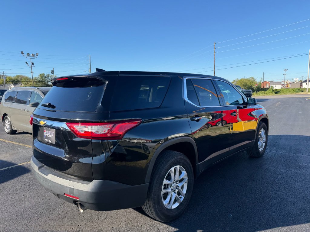 Used 2020 Chevrolet Traverse LS w/ LPO, Floor Liner Package FWD image 3