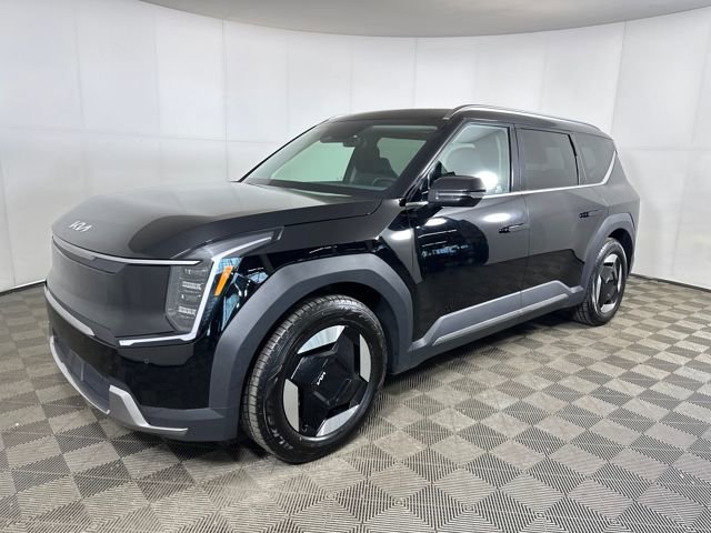 Used 2024 Kia EV9 Wind image 7