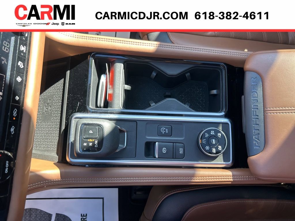 Used 2022 Nissan Pathfinder Platinum w/ Cargo Package AWD/4WD image 31