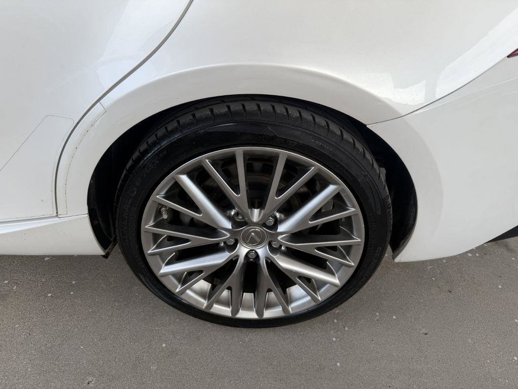Used 2016 Lexus IS 300 AWD image 22