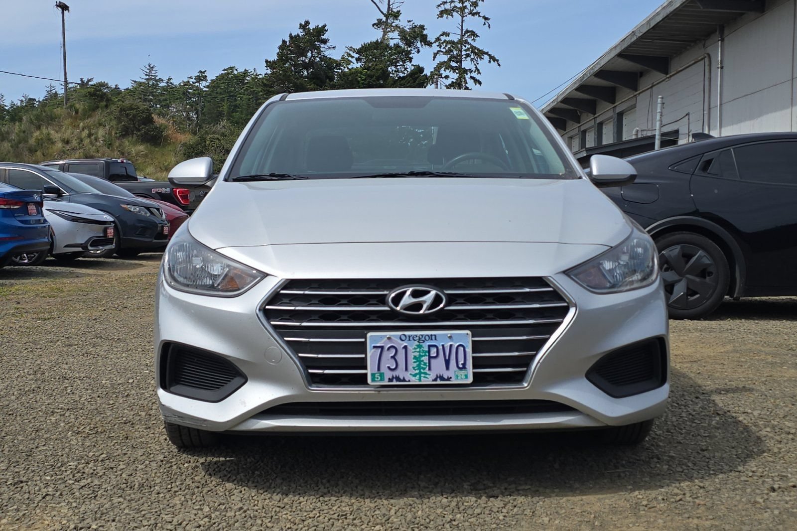 Used 2021 Hyundai Accent SE FWD image 3