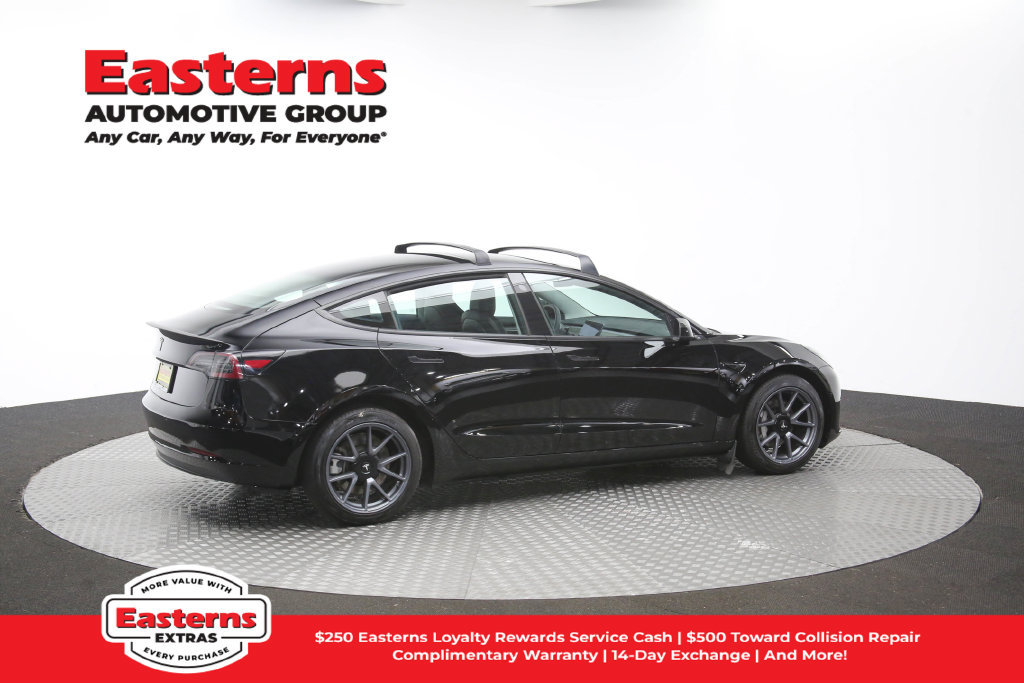 Used 2022 Tesla Model 3 Long Range AWD/4WD image 38