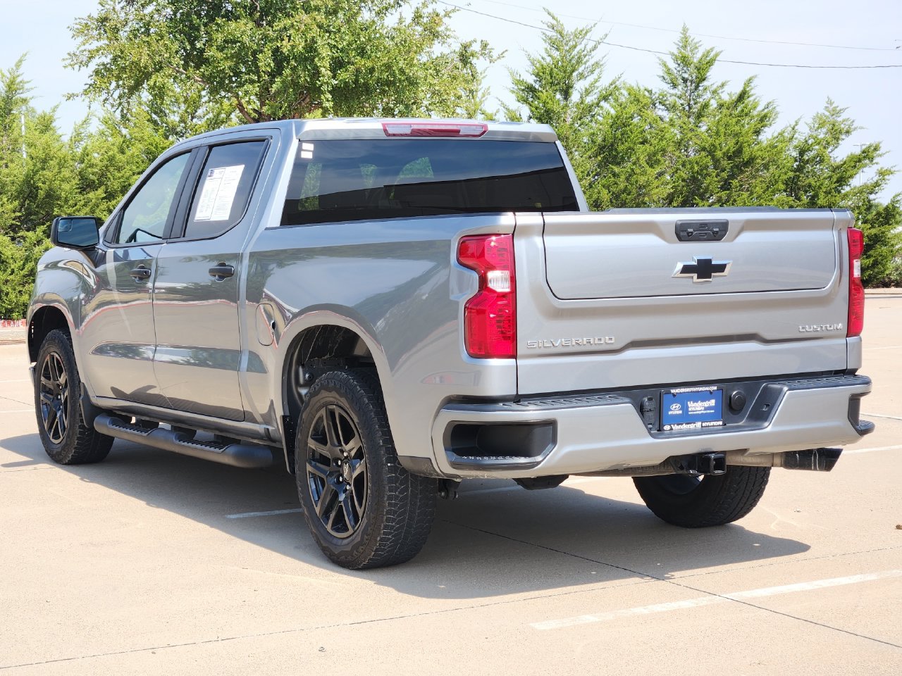 Used 2025 Chevrolet Silverado 1500 Custom w/ Turbomax Blackout Package RWD image 3