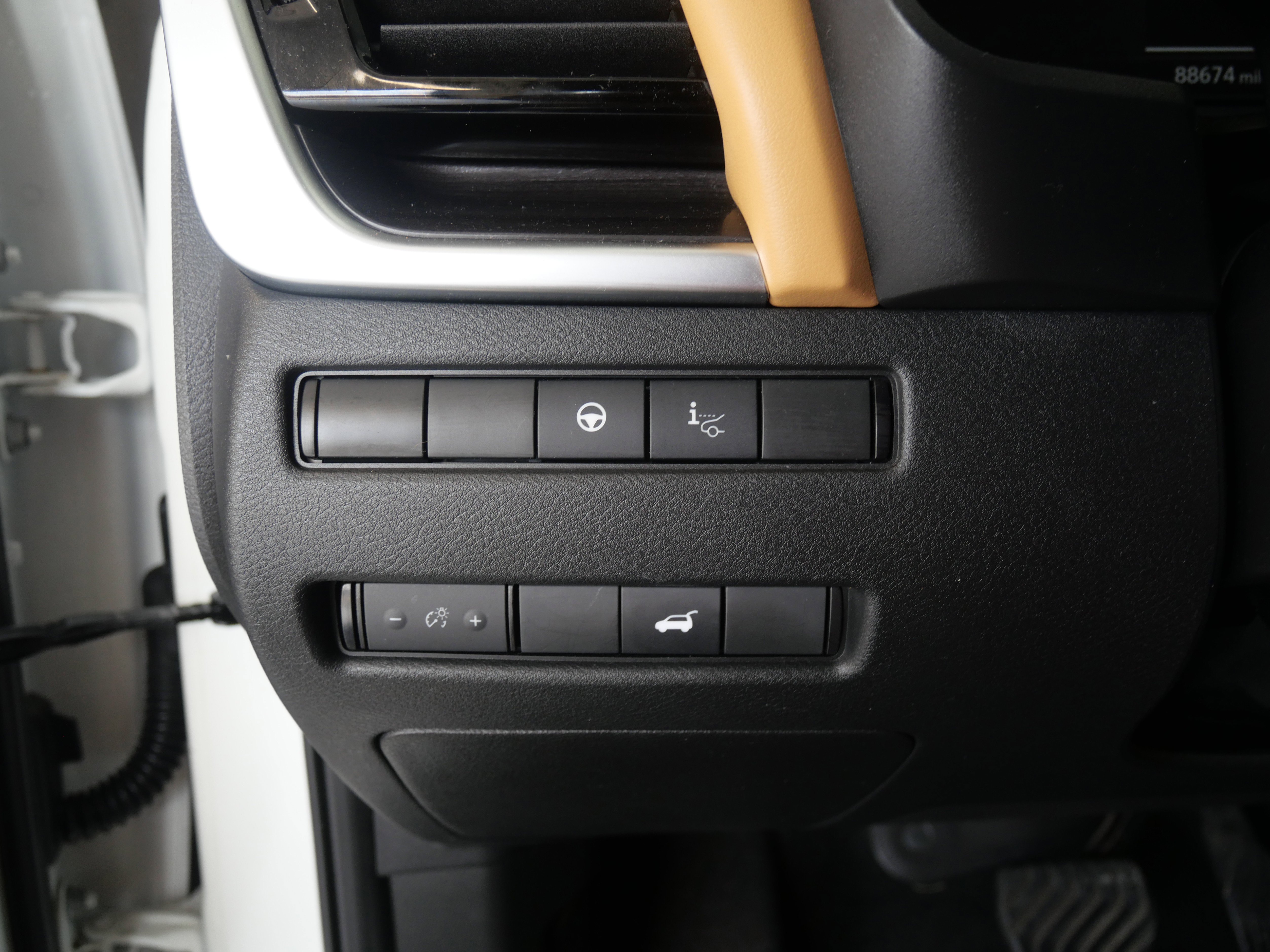 Used 2023 Nissan Rogue Platinum w/ Platinum Premium Package image 11