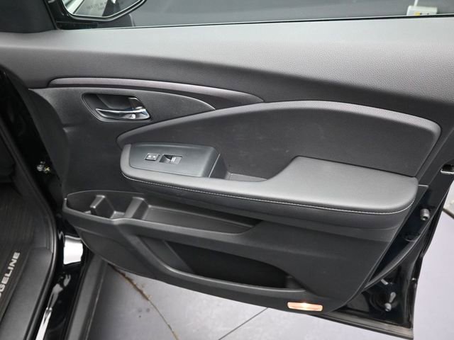 Certified 2023 Honda Ridgeline RTL-E image 36