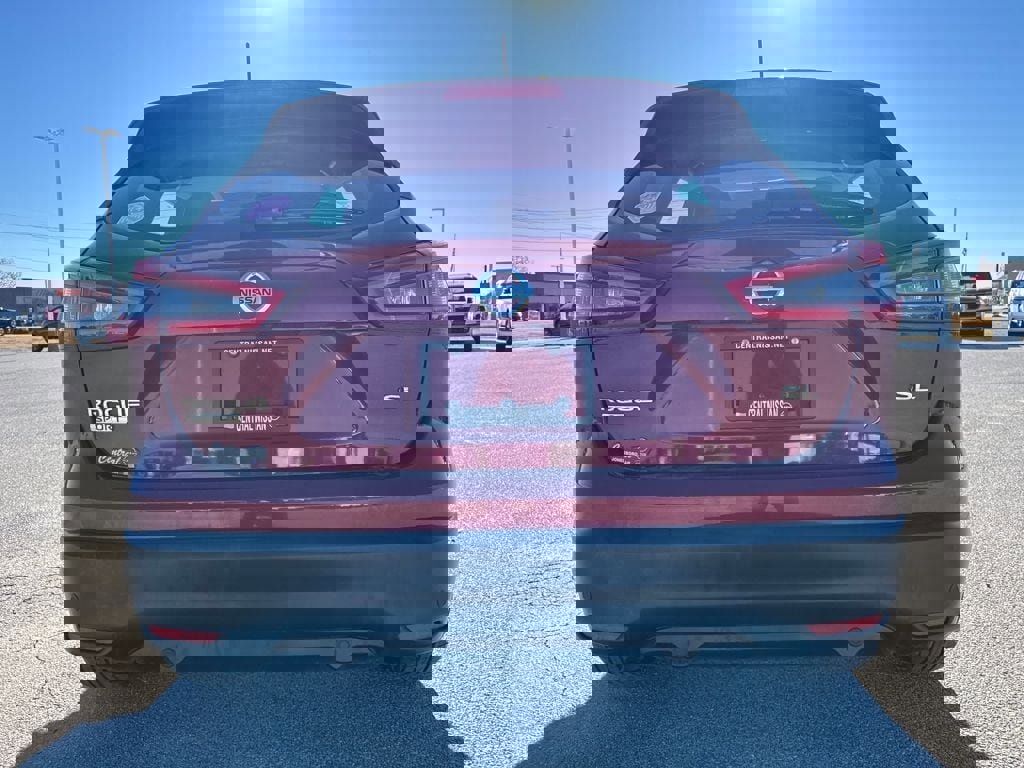 Used 2022 Nissan Rogue Sport SL w/ Premium Package image 5