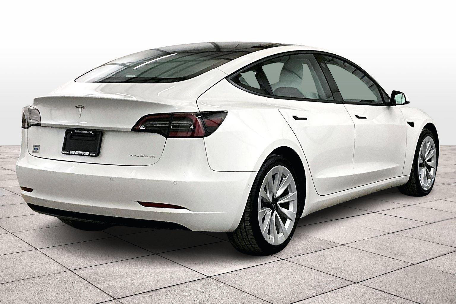 Used 2022 Tesla Model 3 Long Range image 12