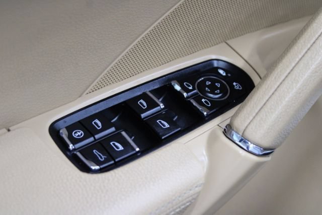 Used 2013 Porsche Cayenne AWD/4WD image 10