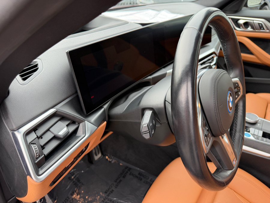 Used 2023 BMW i4 eDrive40 w/ M Sport Package RWD image 10