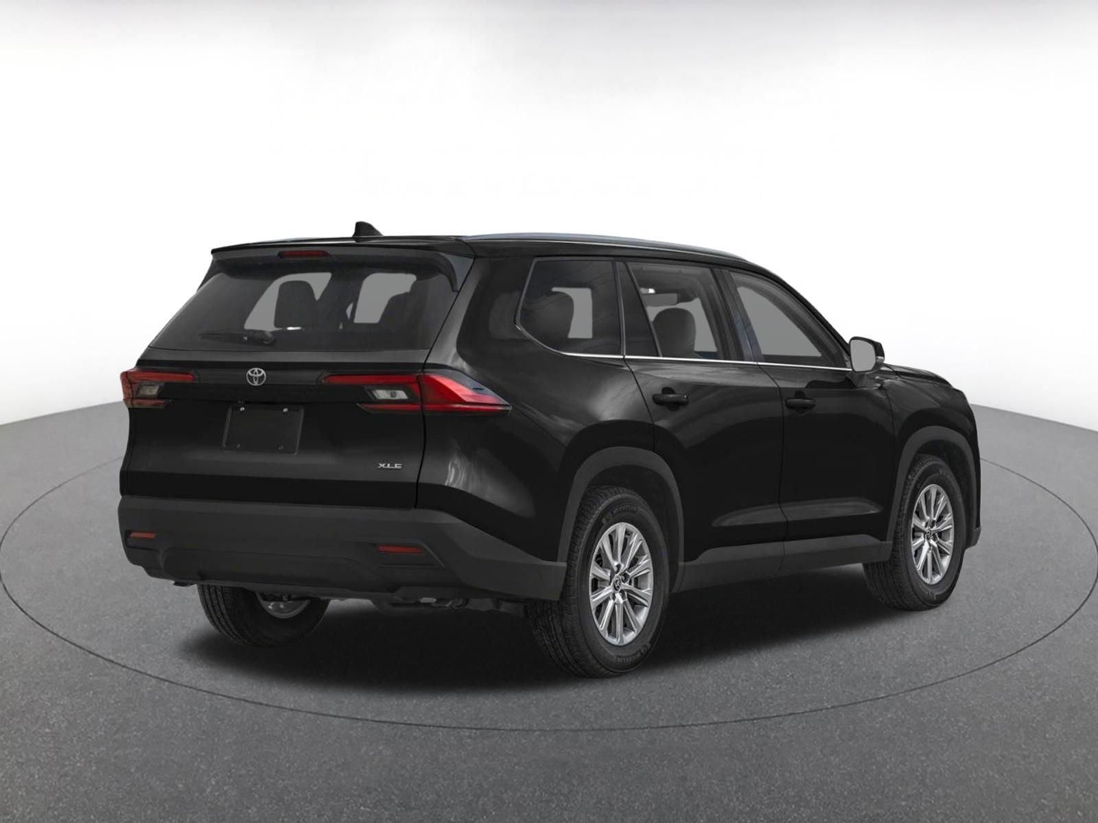 Used 2025 Toyota Grand Highlander FWD image 11