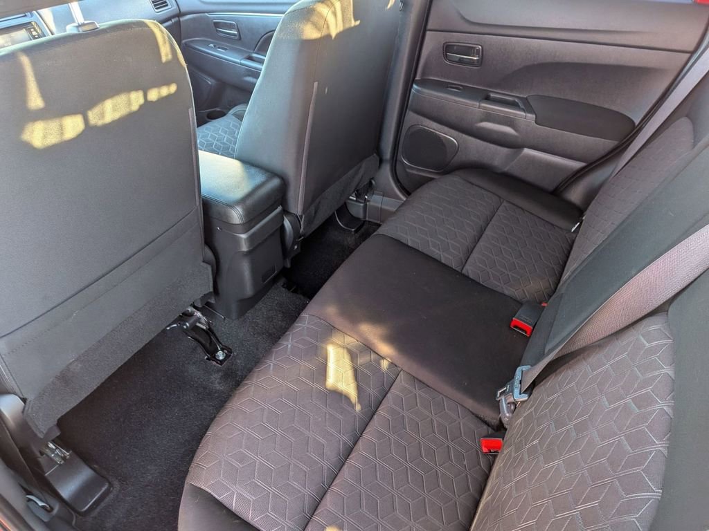 Used 2023 Mitsubishi Outlander Sport ES image 27