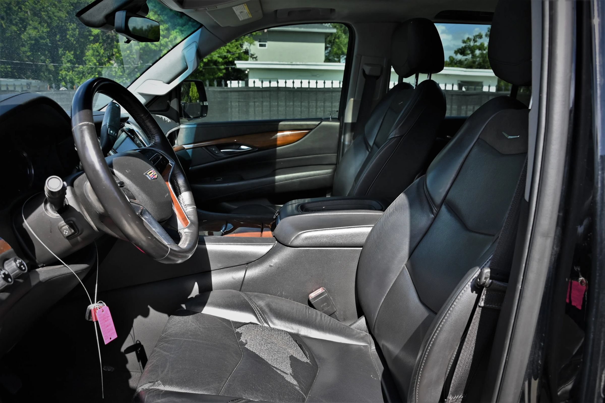 Used 2019 Cadillac Escalade ESV Premium Luxury AWD/4WD image 14