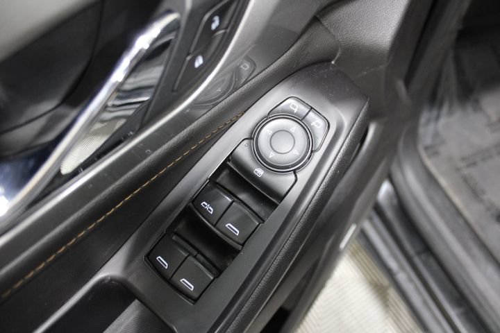 Used 2020 Chevrolet Traverse LT w/ LT Premium Package AWD/4WD image 19