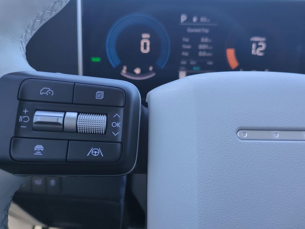 New 2026 Hyundai Santa Fe SE image 29