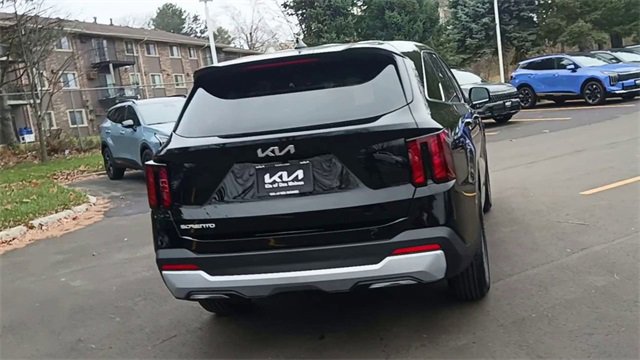 New 2026 Kia Sorento LX image 2