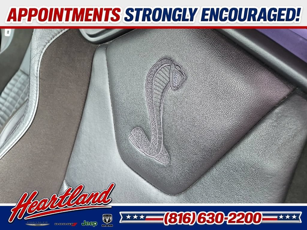 Used 2013 Ford Mustang Shelby GT500 RWD image 40