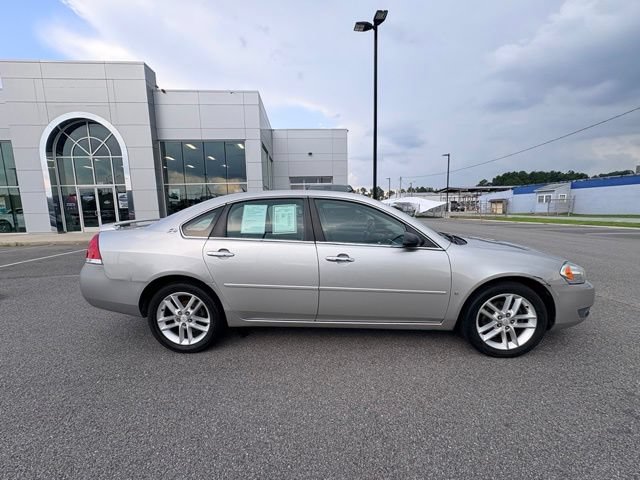 Used 2008 Chevrolet Impala LTZ FWD image 8