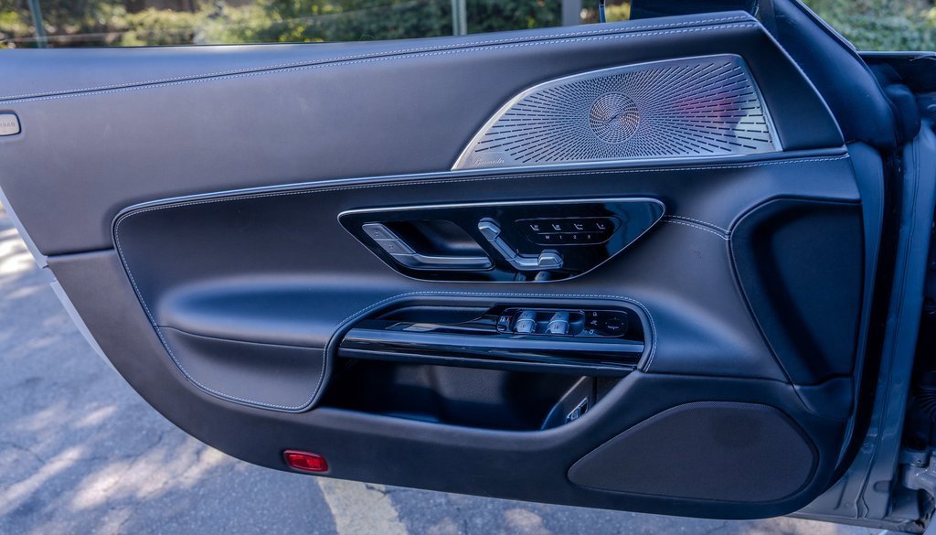 Used 2022 Mercedes-Benz SL 55 AMG 4MATIC image 16