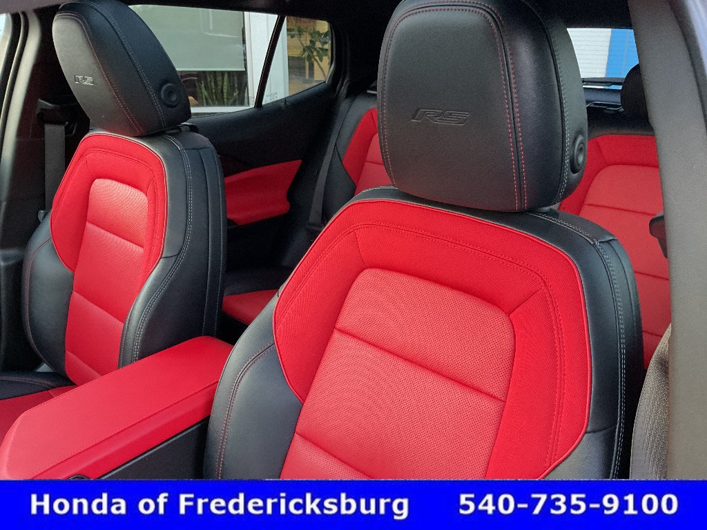 Used 2025 Chevrolet Equinox EV RS AWD/4WD image 32