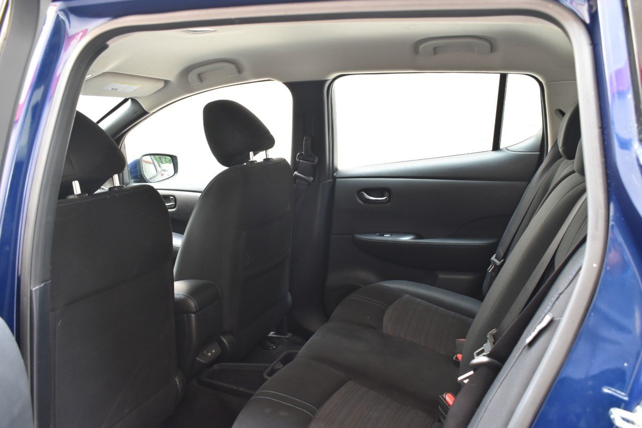 Used 2025 Nissan Leaf S FWD image 15
