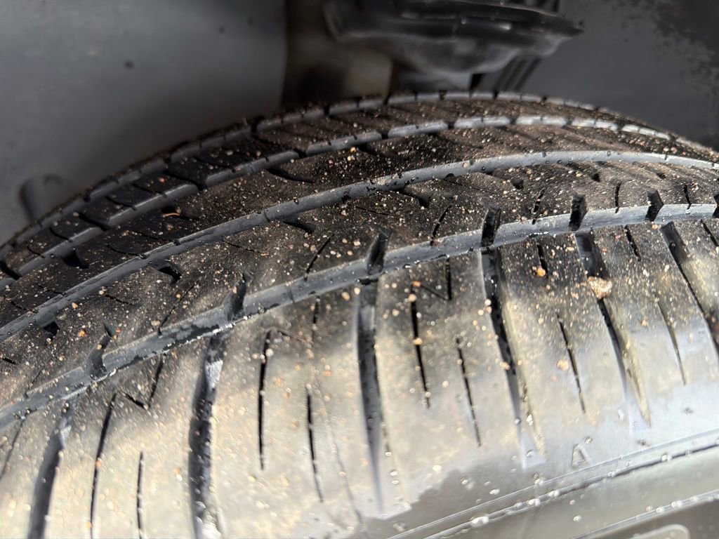 Used 2023 Volkswagen Atlas SE image 31