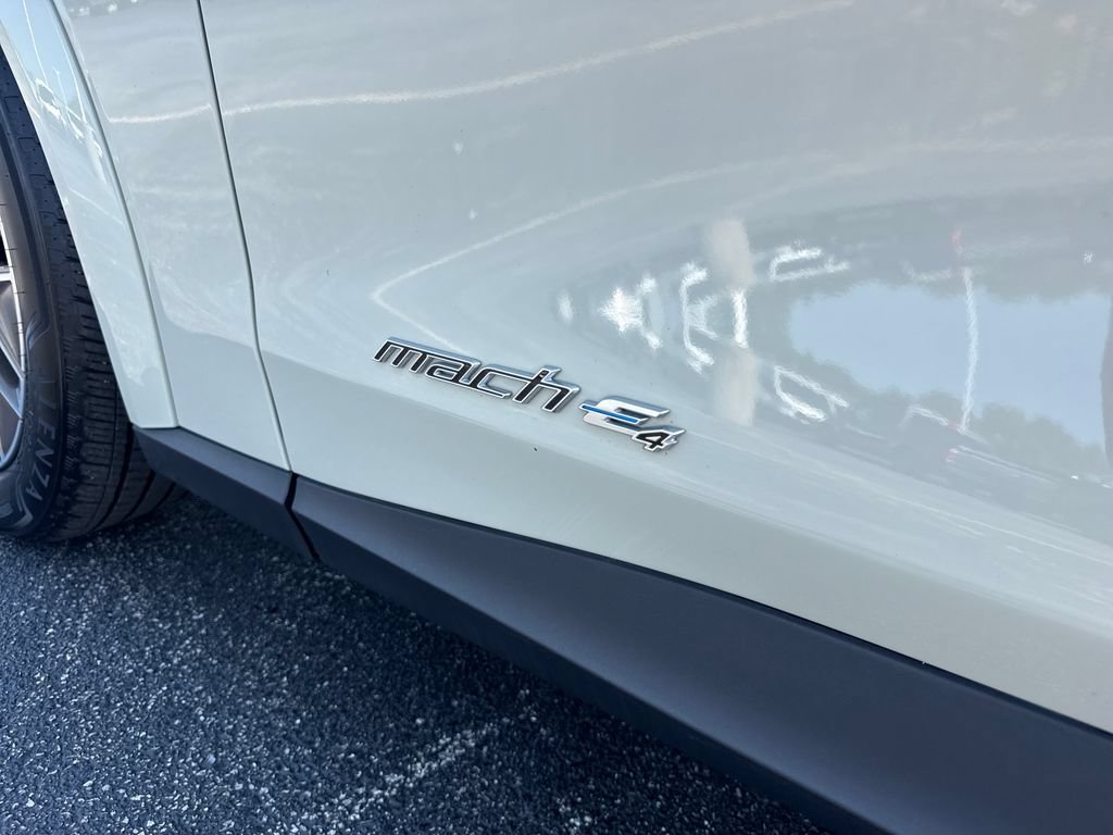 Used 2025 Ford Mustang Mach-E Premium AWD/4WD image 18