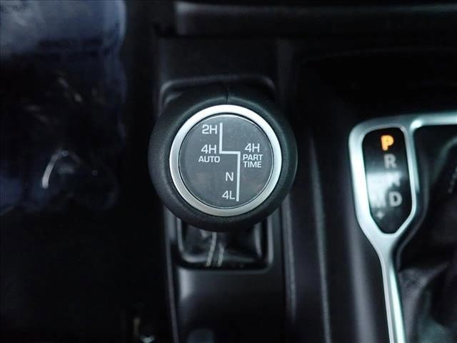 Used 2023 Jeep Wrangler Unlimited Sahara AWD/4WD image 20