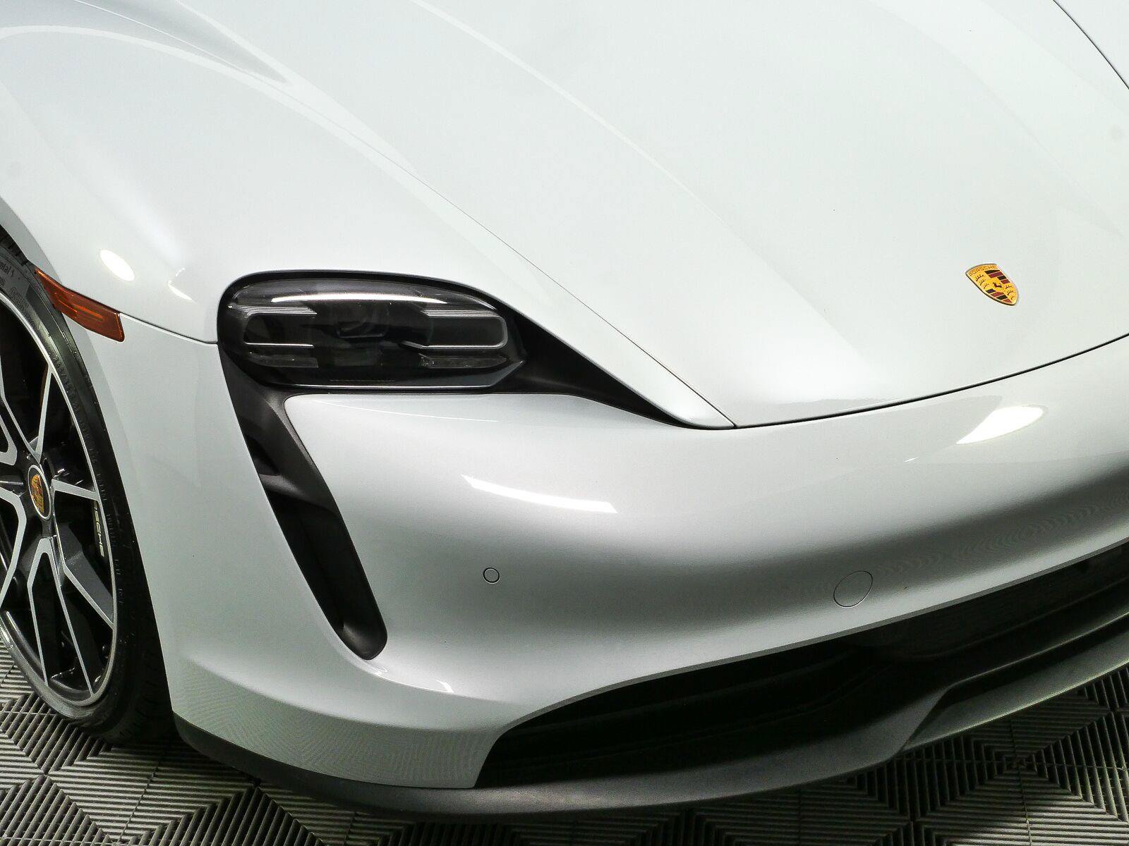 Certified 2023 Porsche Taycan RWD image 35