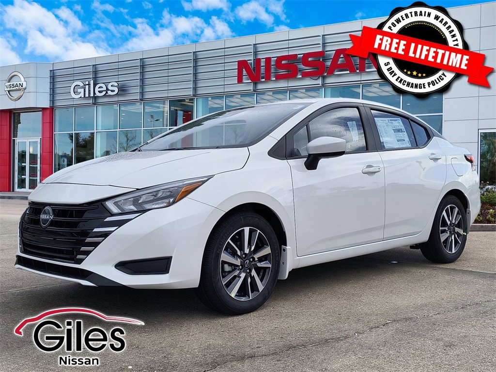 New 2025 Nissan Versa SV w/ Trunk Package