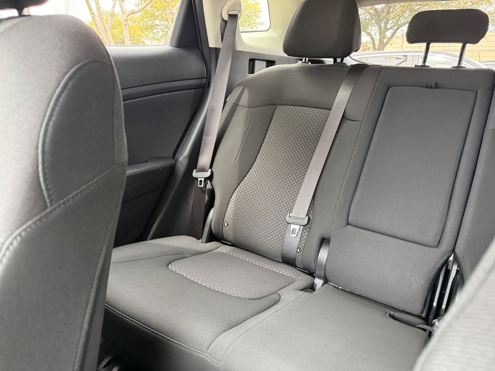 Used 2025 Kia Sportage LX image 39